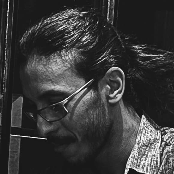 اشکان عبدالوش